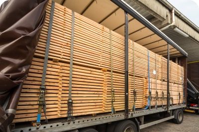 pallets-1-14-min.jpg pallets-1-14-min.jpg